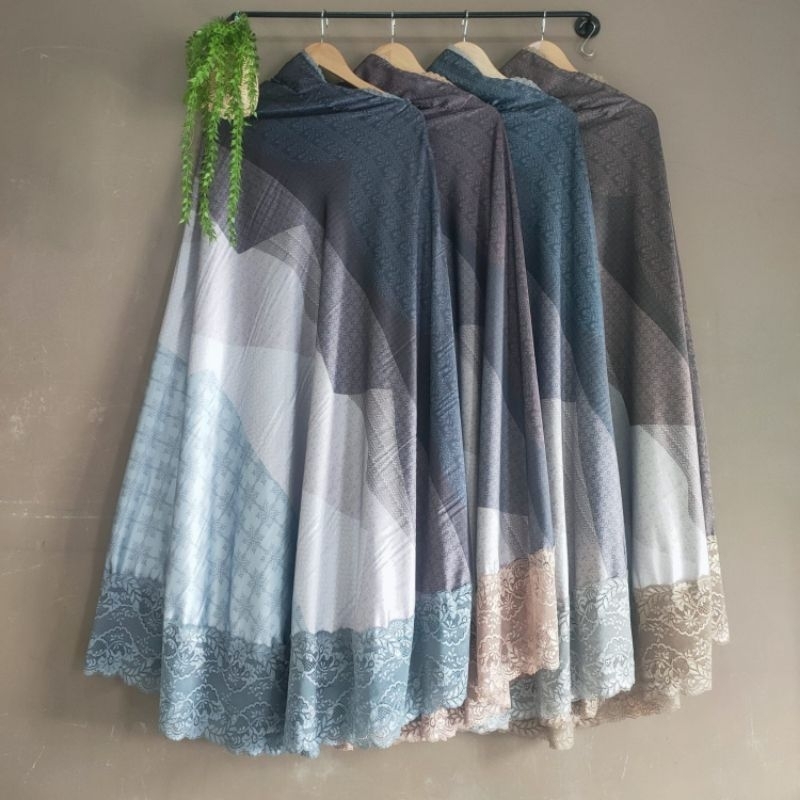 Mukena Armani Silk Renda Brukat