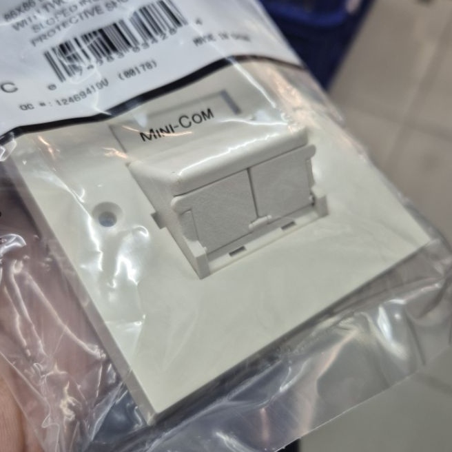 KF7 face plate panduit 2 port  faceplate 2 port panduit