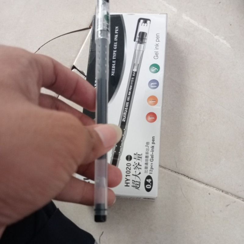 

pulpen dan alat tulis