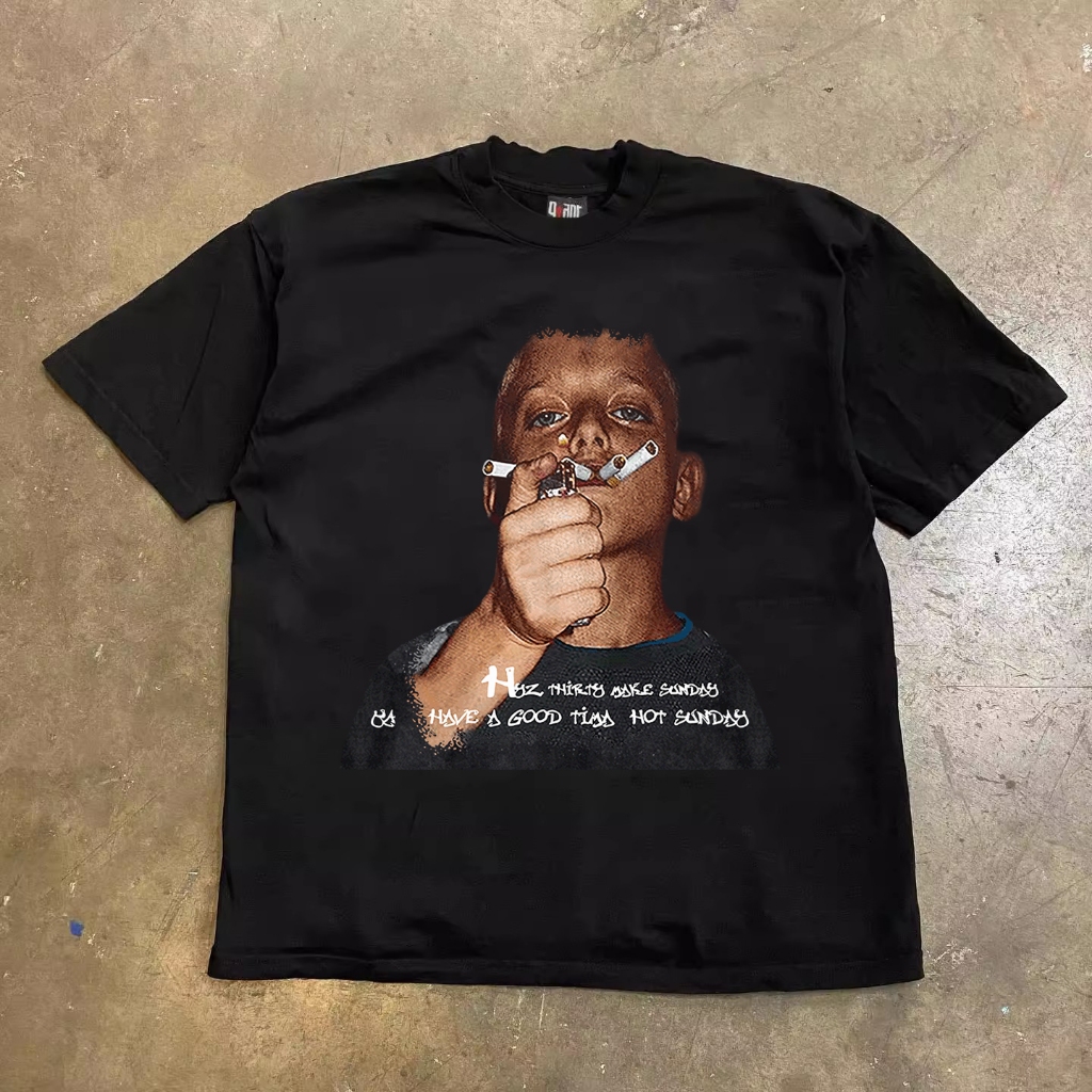 JJSTORE Jalanan hip-hop Amerika Anak Yang Merokok Korea Style T-shirt Oversize | Kaos Wanita Hitam |