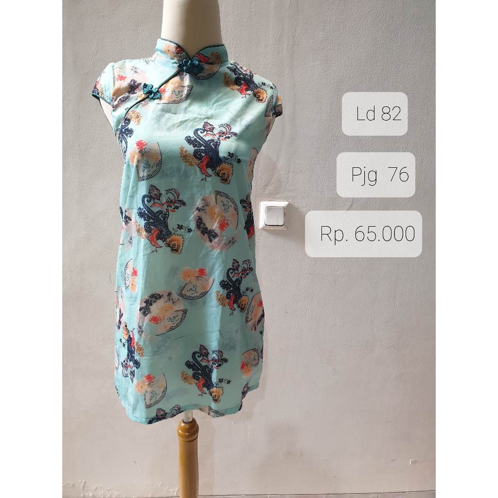 Dress Cheongsam Wanita Biru