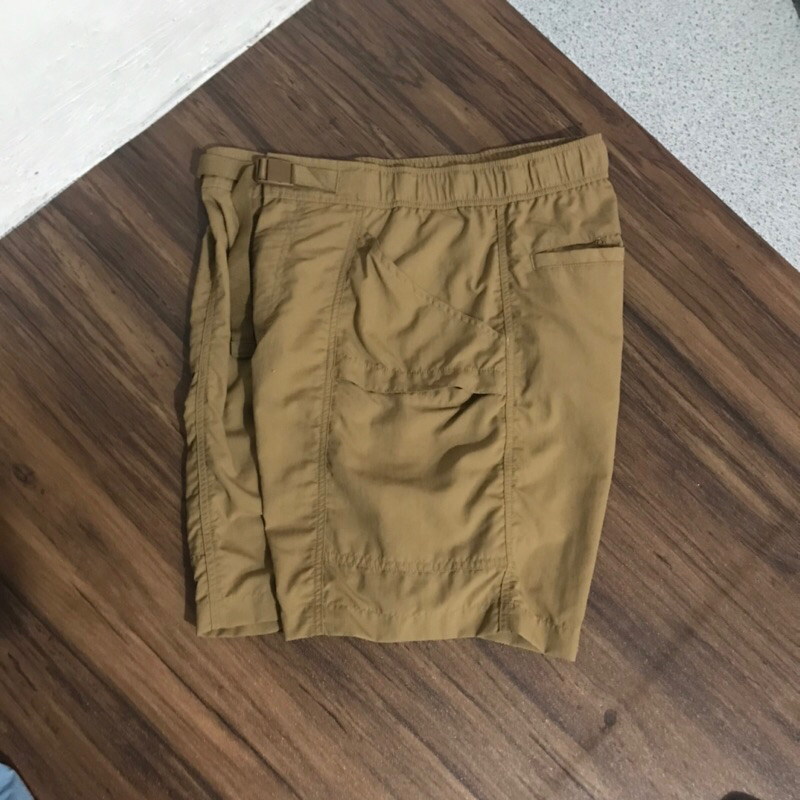 Uniqlo short pants size M second bekas preloved branded