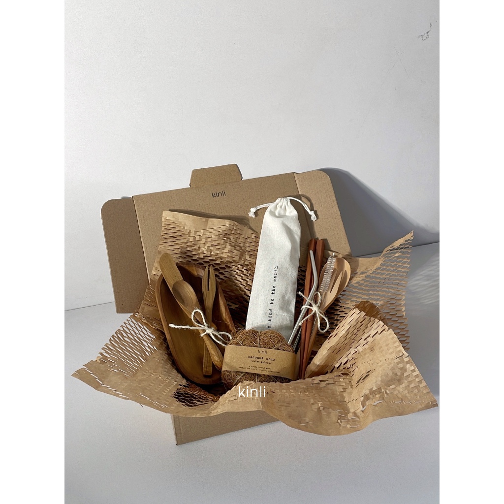 

kiara hampers eco friendly zero waste package gift set cutlery travel set wooden utensils