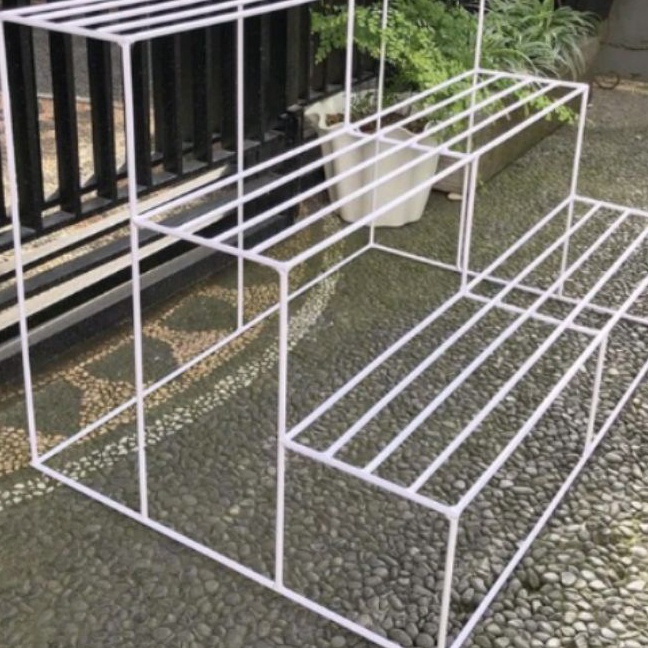 KF7 standing potrak bunga susun 3Rak bunga besi susun 3