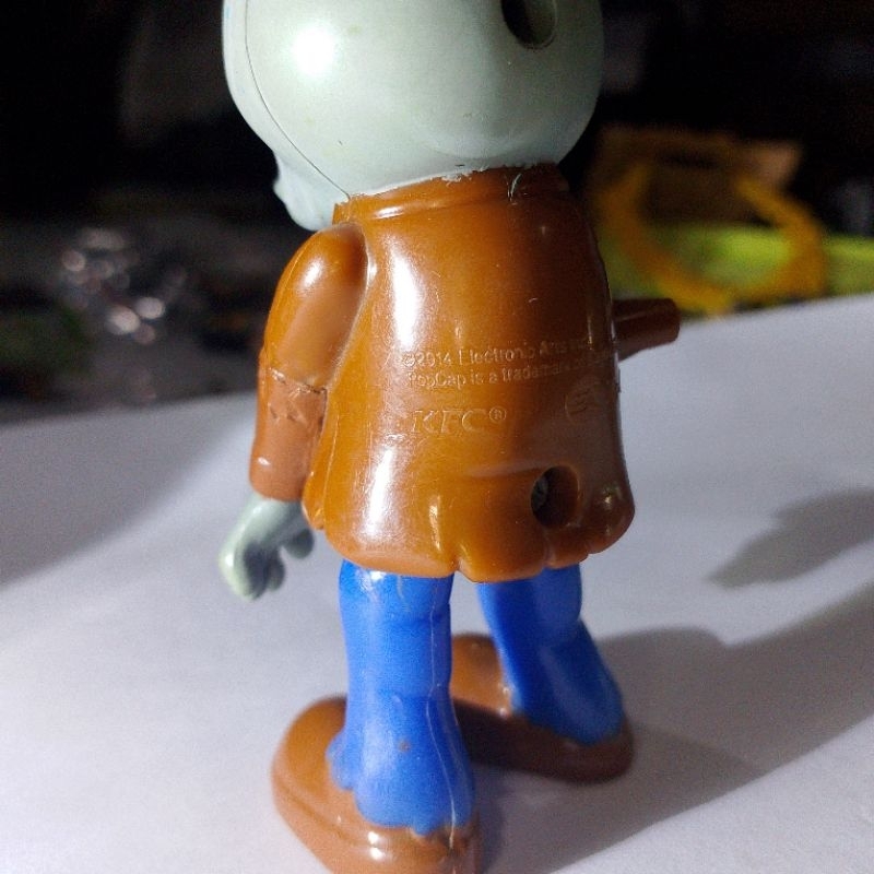 Kfc Toys Plant Vs Zombies Figure Zombie