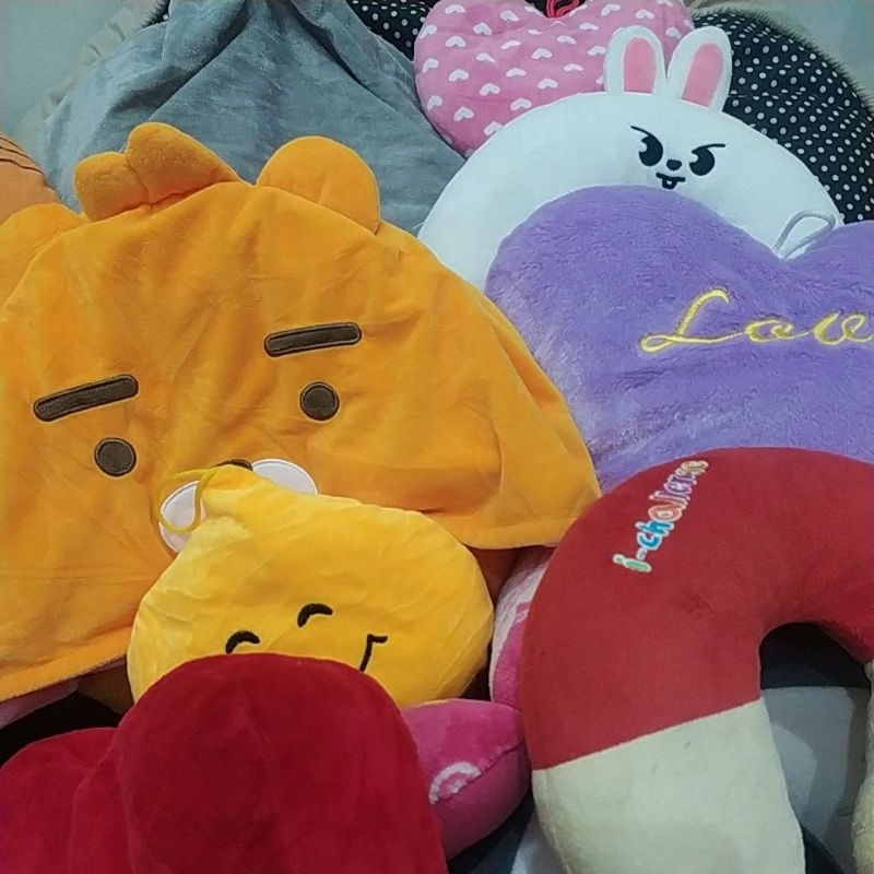 Bantal Boneka Bantal Leher