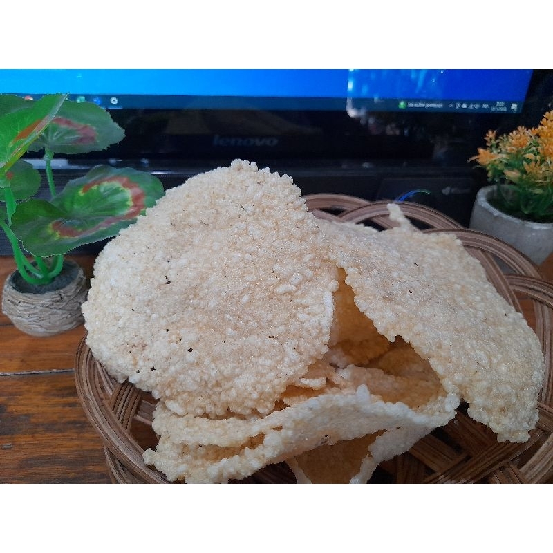 

Intip/Kerak Nasi Mentah & Kerupuk Gendar