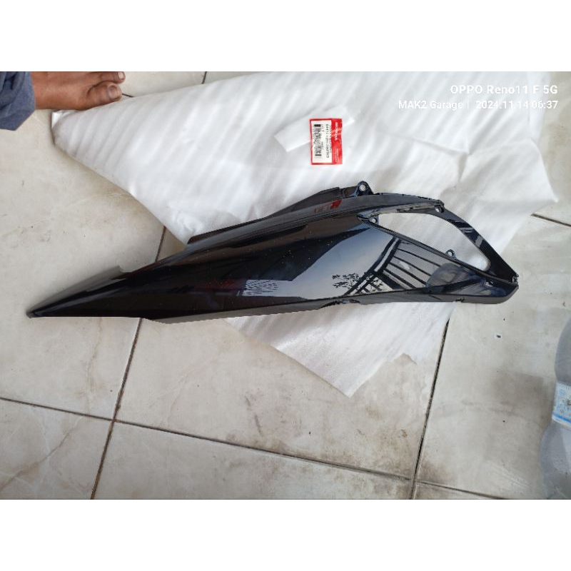 cover bodi body sebelah kanan Honda Supra x 125 ktm original AHM 64410 kph 700FMB