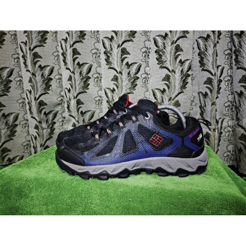Sepatu Gunung Columbia Trail run