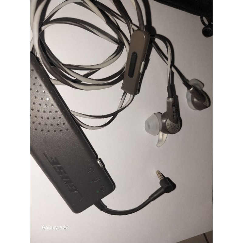 Bose QC20 QuietComfort 20 In-ear Headphones - Hitam, Putih