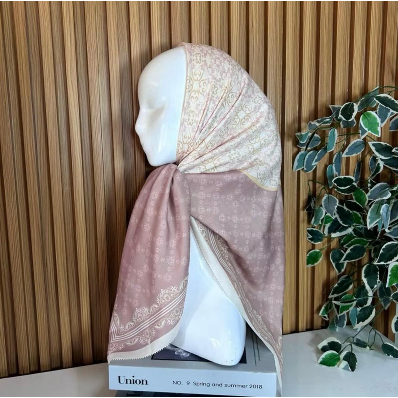 Hijab Motif Premium DS-2