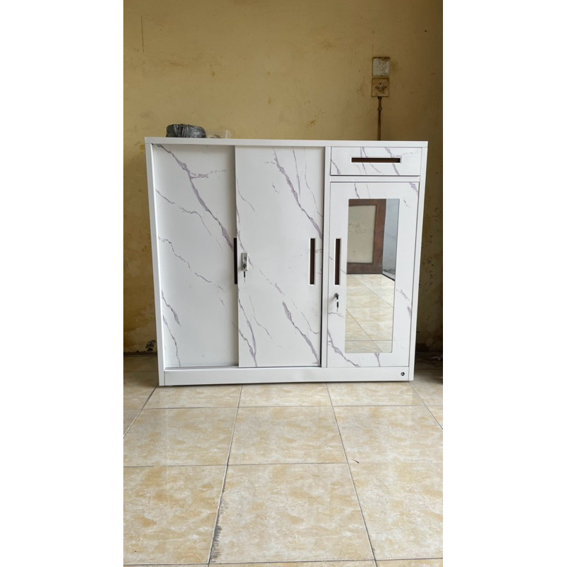 Lemari Sepatu Sliding Besi Import