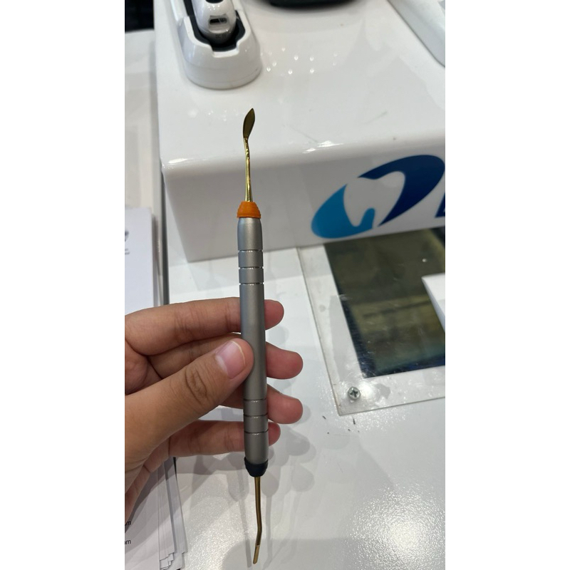 CO HAWKERS FLEXI & TOKUYAMA BRUSH