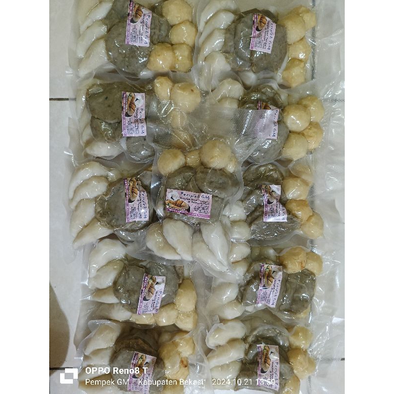 

PAKET PEMPEK IKAN TENGGIRI ISI 17PCS