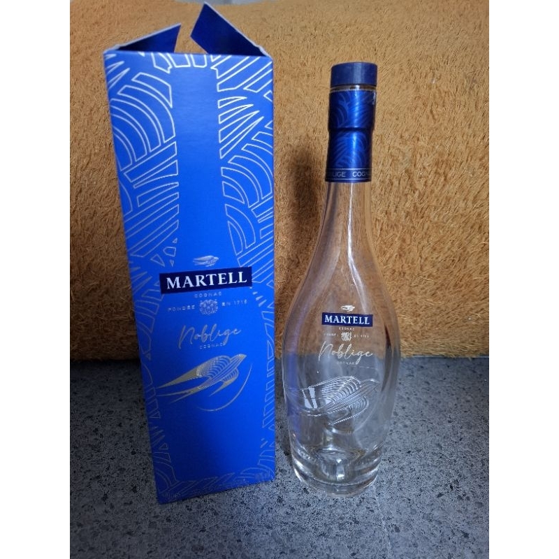 botol bekas martel noblige