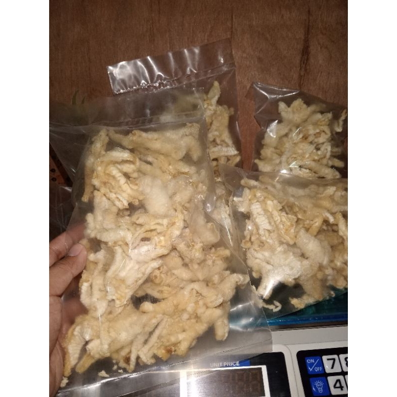 

Kripik Ceker Renyah Gurih Tanpa Tepung