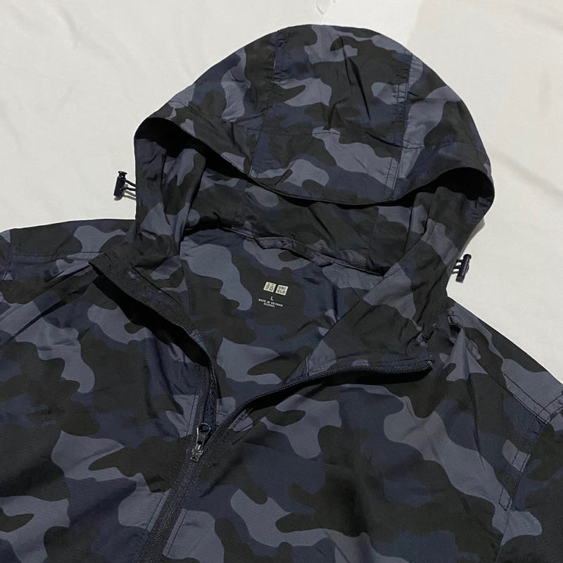 Uniqlo Camo Running Jacket