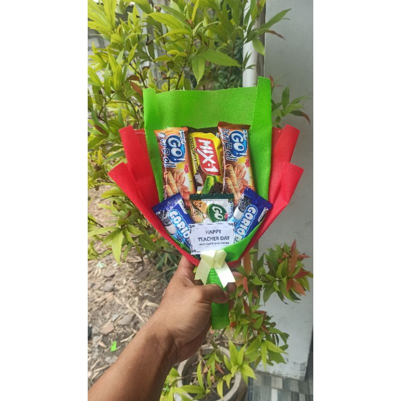 

bucket Snack / hampers jajan 7000