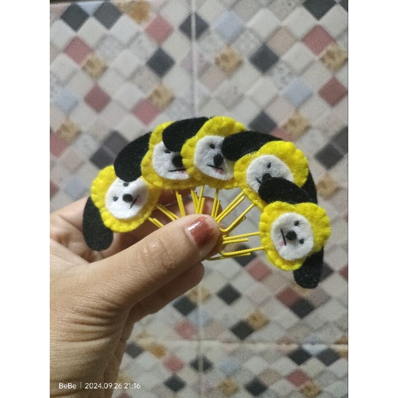 

Paper Clip Lucu Karakter BTS bt21