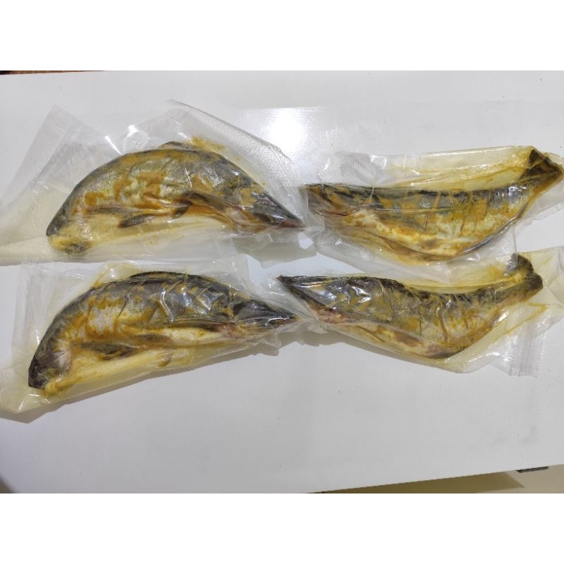 

Ikan Patin Bumbu Kuning (400-500gr)