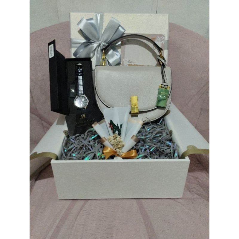 Hampers Kado Ulang Tahun Istri Tercinta Kado Ultah Wanita Special