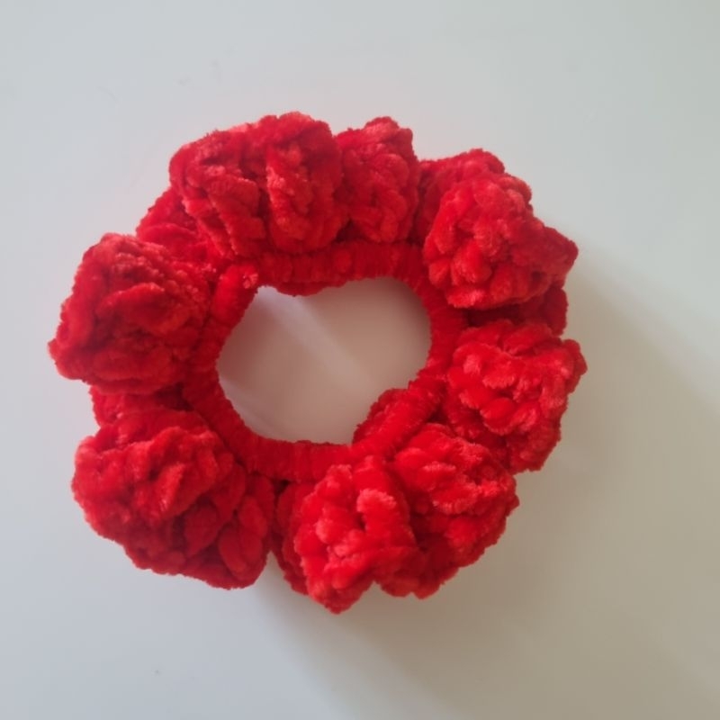 Scrunchie Ikat Rambut Rajut Velvet Premium Merah - Unique Gift