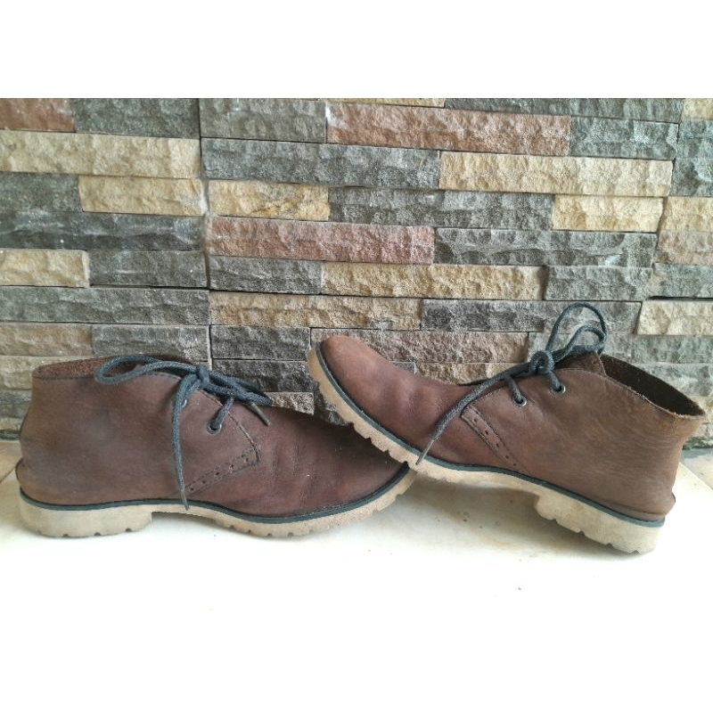 Sepatu boots Rockport