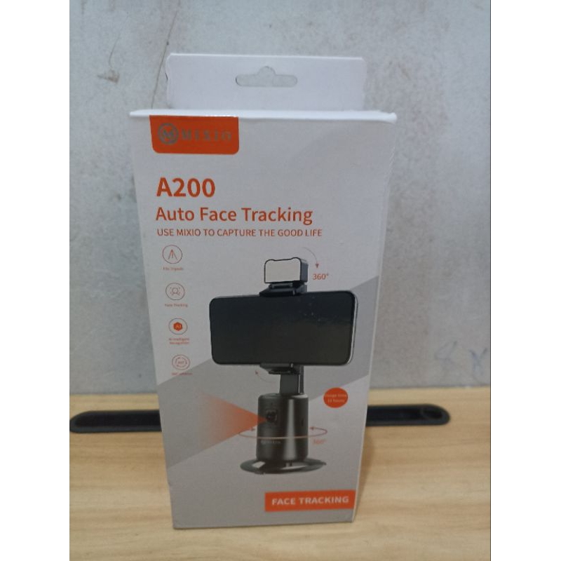 Mixio A200 Auto Face Tracking.