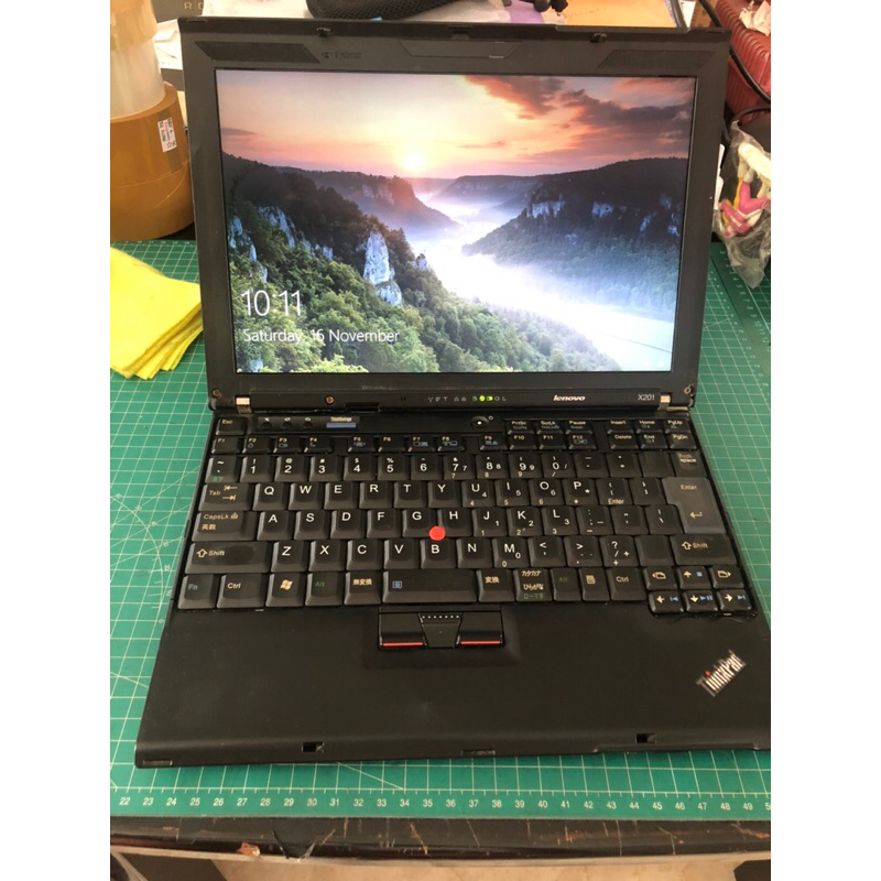 Laptop Lenovo Thinkpad X201 SSD Win 10 SIAP PAKAI