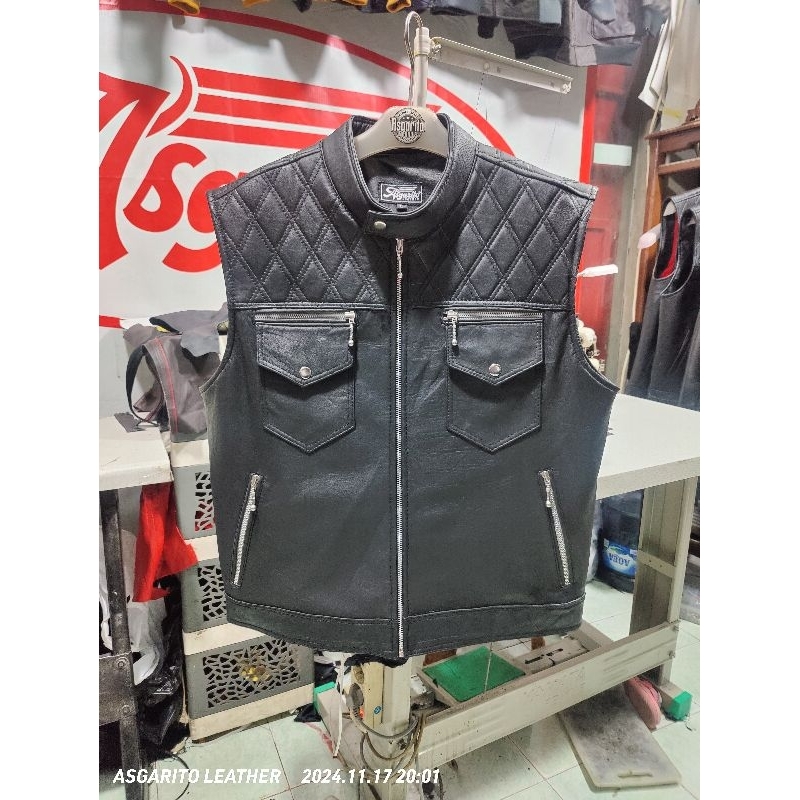 ROMPI KULIT BIKERS SIZE L ROMPI MOTOR KULIT ASLI VEST  BY ASGARITO