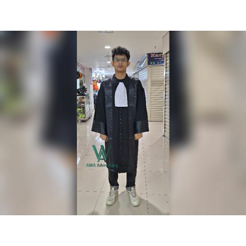 toga advokat/pengacara