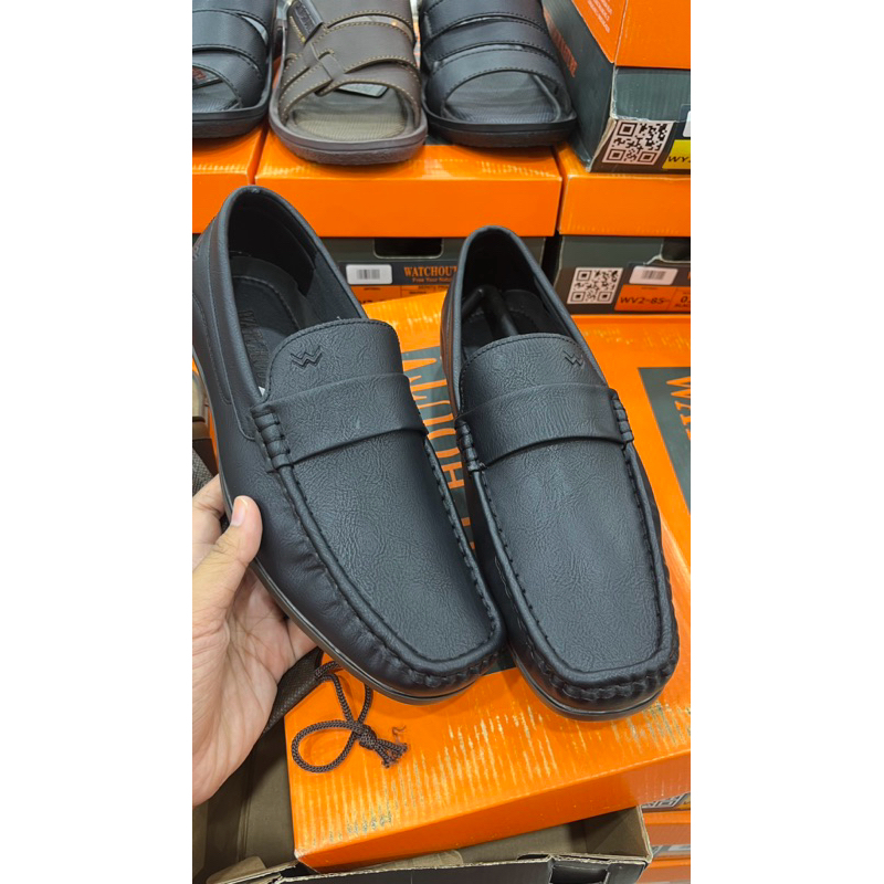 Sepatu loafer pria by Watchout shoes | sepatu moccasin pria