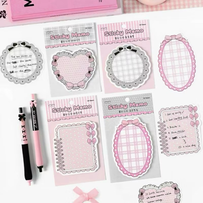 

Pinky Coquette Sticky Notes Memo Pad Motif Pita Pink Lucu