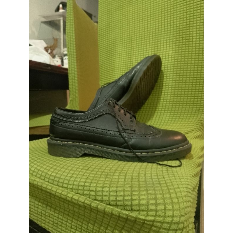 Dr marteens black smooth sz 45