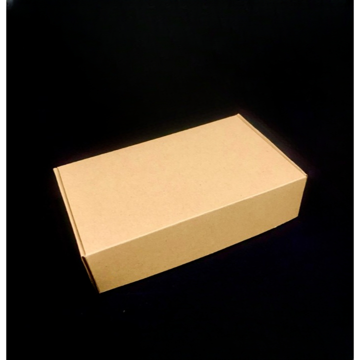 

( 10 pcs ) Kotak Box Brownies Dus Kado Hampers Souvenir Kardus Pudding Ukuran 20x12x5cm