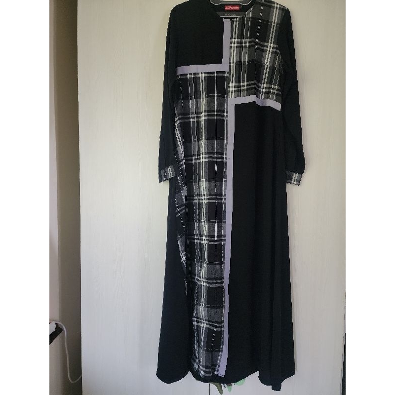 PL Dress Zerina Banu