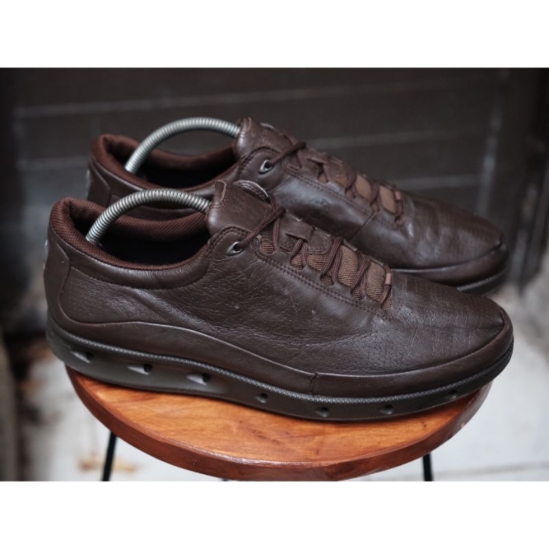 Sepatu Sneakers Ecco Leather Kulit Gore tex Goretex Brown