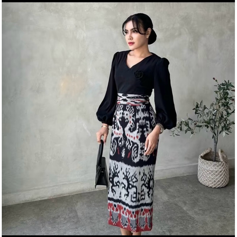 Mona Dress Iki Tenun Baju Tenun