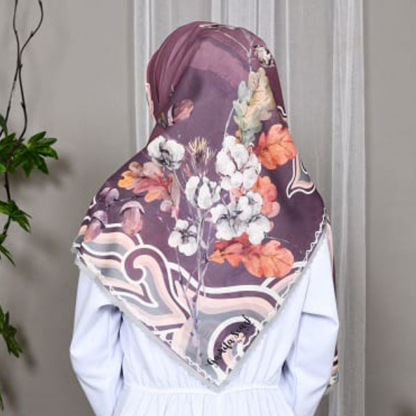 Gamita Scarf Hijab Kerudung Voal Segi Empat Motif Batik Mega Mendung Cirebon Ungu