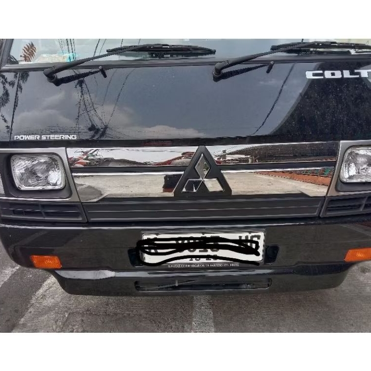 Grill Lis Chrome L300 Euro 4 Bagian Bawah Lower Mould Original 7405B086
