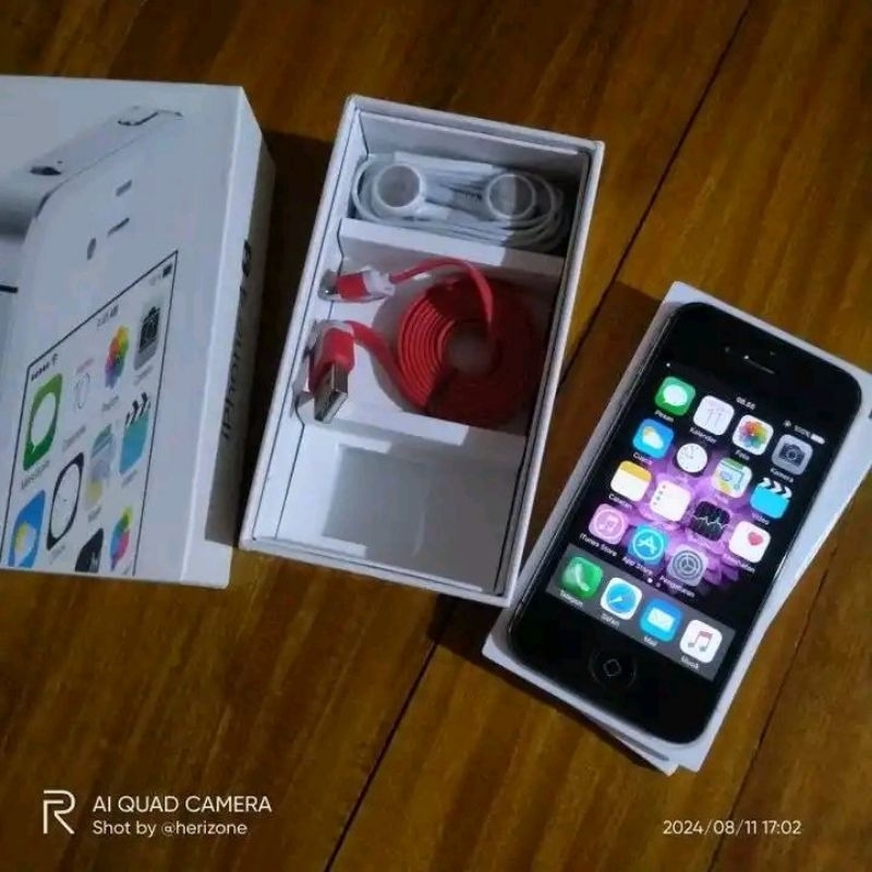 iPhone 4s 16GB second preloved