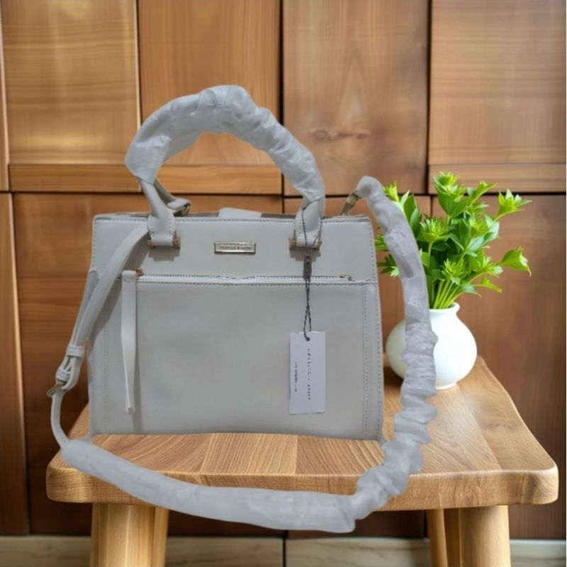 TAS SATCHEL CHARLES & KEITH OFF WHITE