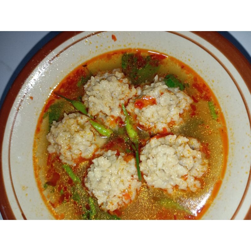 

bakso IKAN khas binuangeun isi 15 +(bumbu merah