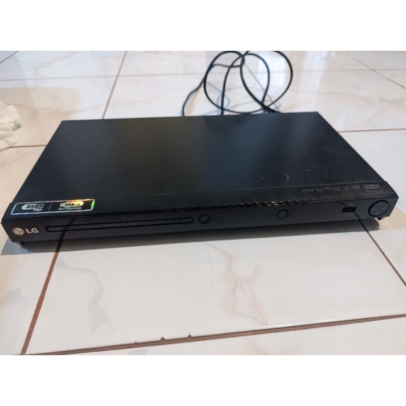 DVD VCD PLAYER MERK LG TIPE DV552 BEKAS | OPTIC SUDAH RUSAK | TANPA REMOT