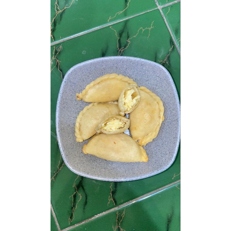 

cireng_isi_keju