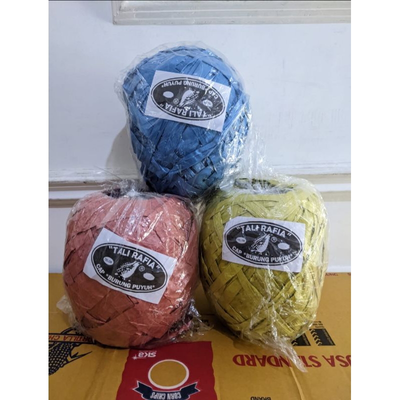 

Tali Rafia Roll Besar 300Gr Warna Warni Plastik