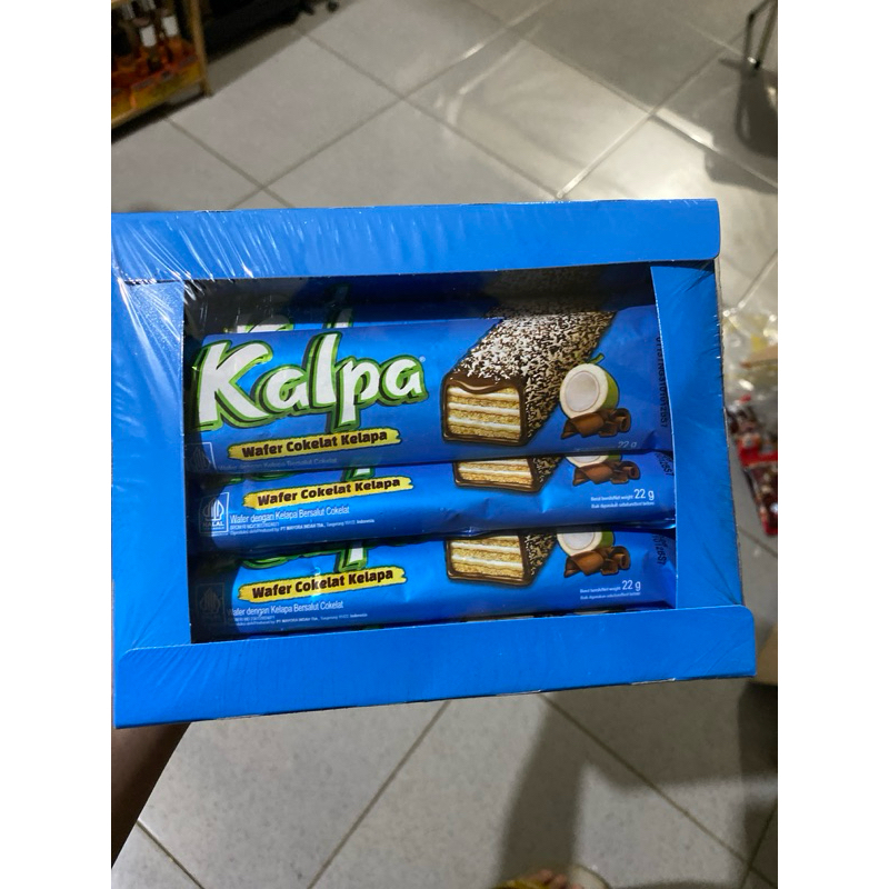 

Kalpa Wafer Cokelat Kelapa 264G isi 12 PCS