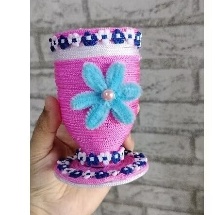 

Prakarya Anak Sekolah' Tempat Pensil/Vas Bunga Dari Botol Plastik Bekas 600 Ml Untuk Tugas Sekolah