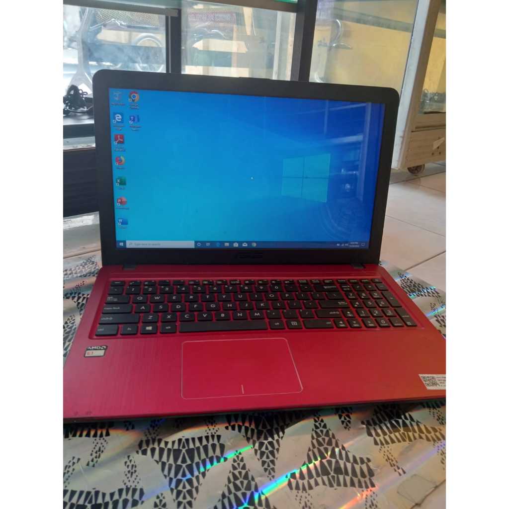 Laptop Asus X540Y