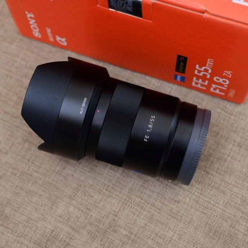 Lensa Zeiss FE 55mm F1.8 ZA FOR SONY A7 A7II A7III A7IV A7R / A7S SECOND CONDITION